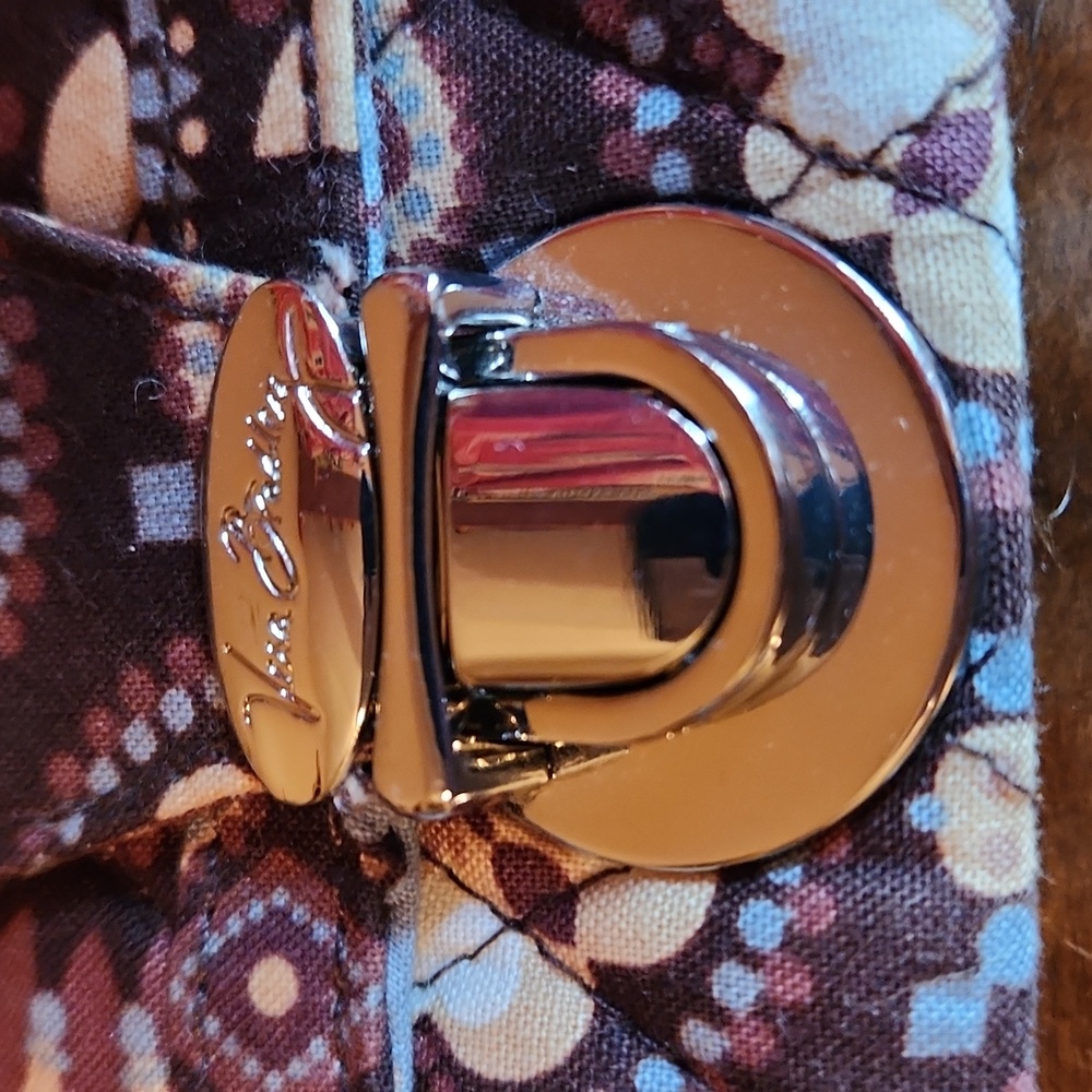 NWT Vera Bradley Brown Floral Women's Small Keychain Wallet/ID Holder - Picture 3 of 8